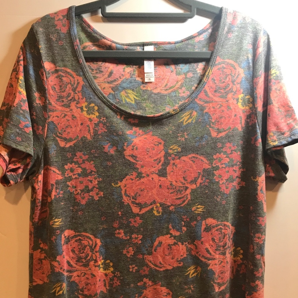 Lularoe XL Classic T